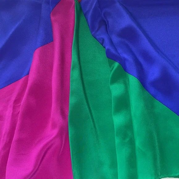 Authentic YSL Large Scarf - Picture 6 of 6